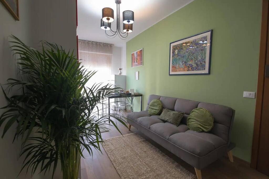 Alice'S Guest Parking & Wi-Fi Apartment Pisa Exterior photo